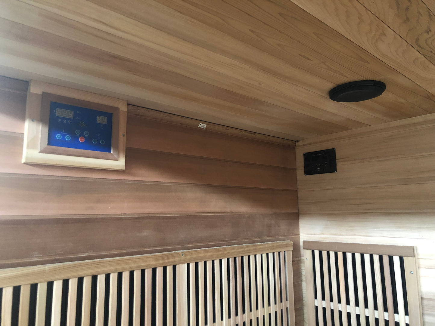 Infrared 4 Person Indoor Sauna with Canadian Red Cedar Wood, 10 Carbon Heaters | SunRay Roslyn