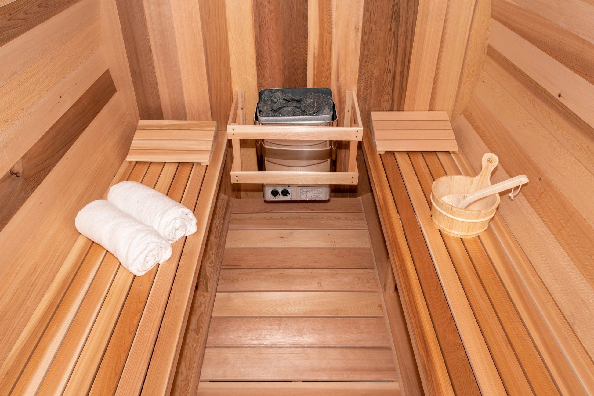 5 Person Canadian Timber Tranquility CTC2345 for a Calm and Serene Atmosphere - House of Sauna